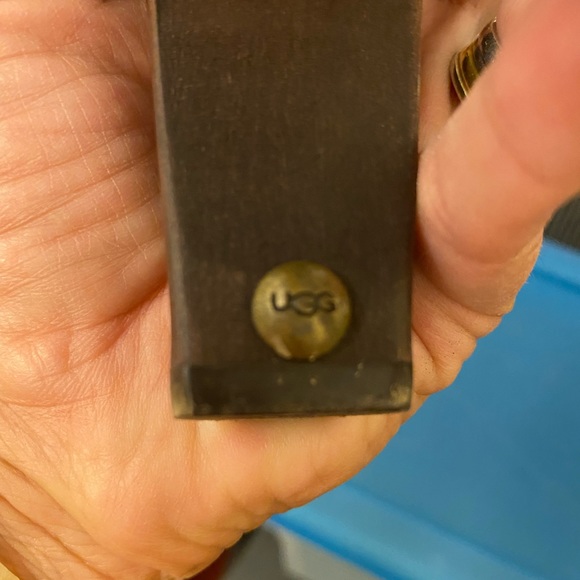 Beautiful Leather UGGS - Picture 8 of 12